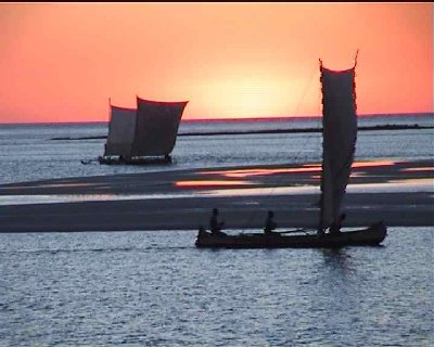 Le soir, retour des pêcheurs après une journée en mer.