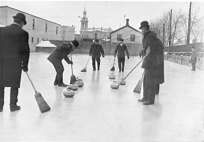 men_curling_-_1909_-_ontario_canada.jpg