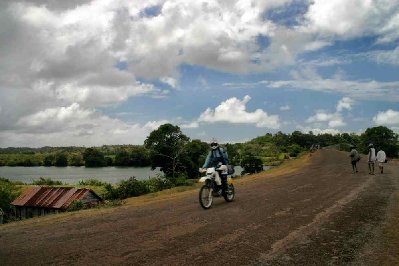 RN12,encore quelques tours de roues sur du bon goudron