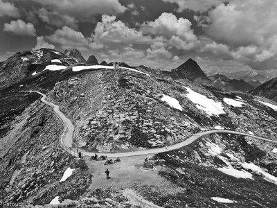 col de Valcavera 2416m.