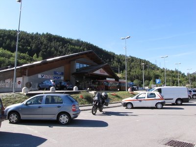 IMG_1366.JPG (121.2 Kio) Vu 13842 fois Le centre commercial, ça rappellera des souvenirs à certains...