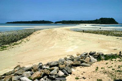 Nosy Iranja, bras de sable reliant les 2 petites îles