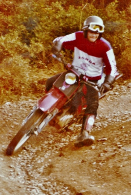 HONDA 250 XLS 1985 001 (633x800).jpg